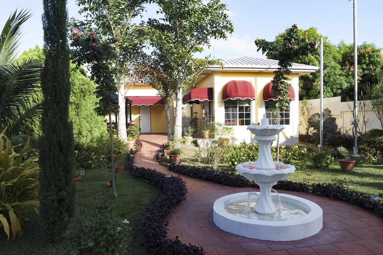 Hotel Kiskadee Korner Port of Spain Exterior foto